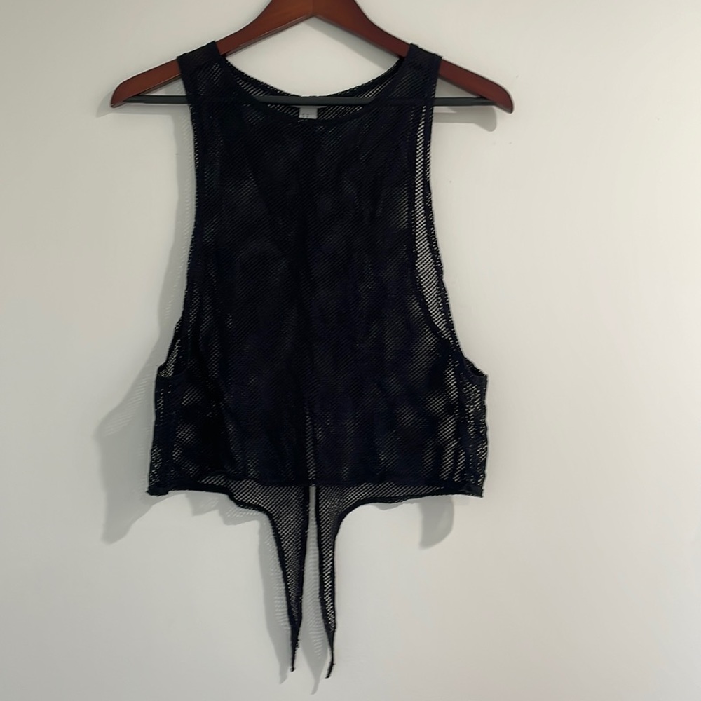 Gym mesh top blac sleeveless